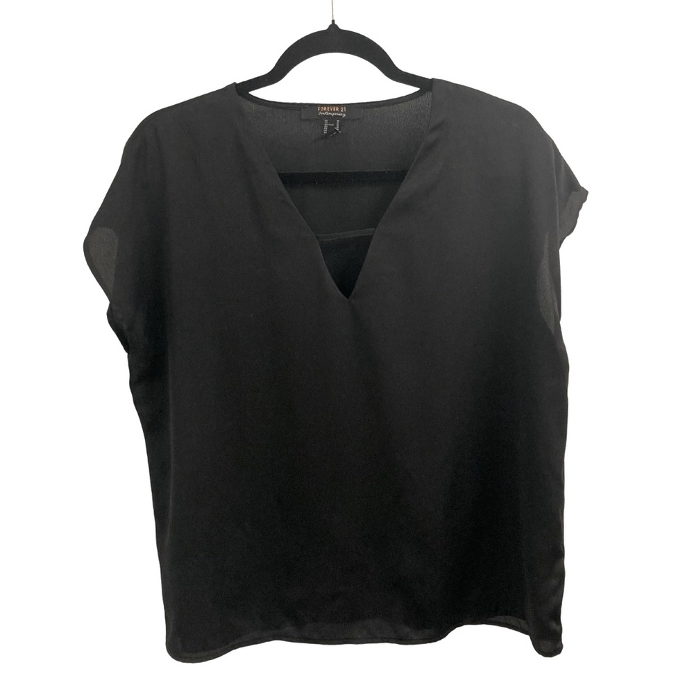 Forever 21 Black Short Sleeve Blouse Size M